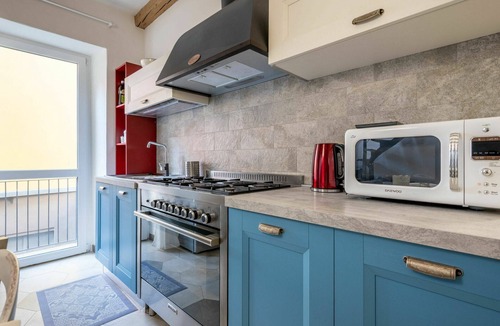 Omegna Apartment | Lovely apartment for 4 people with WIFI, TV, terrace and pets allowed