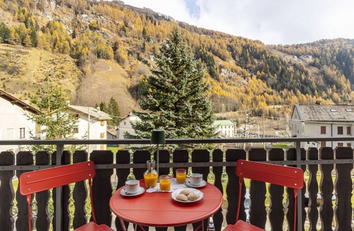 Isola Apartment | Lovely apartment for 5 guests with WIFI, TV, terrace and pets allowed