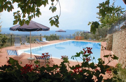 Pian di Sco Apartment | Lovely apartment for 6 guests with WIFI, pool and TV