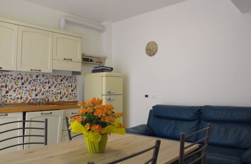 Lido di Volano House | Lovely apartment in villa for 4 guests with A/C, WIFI, TV, terrace and parking