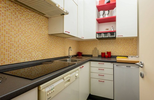 San Maurizio Villa | Lovely apartment in villa for 4 guests with WIFI and TV