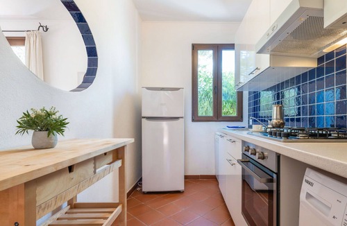Nora Villa | Lovely apartment in villa for 5 guests with A/C, WIFI, TV and terrace