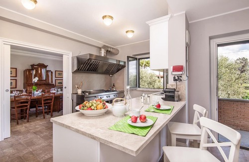 Tragliatella House | Lovely home in Anguillara Sabazia