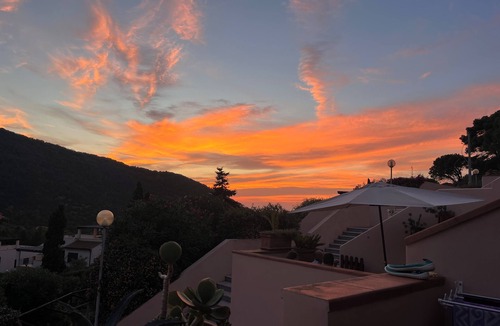 Rio nell'Elba Apartment | Lovingly furnished vacation apartment with large pool in Nisporto