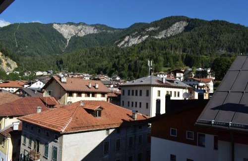 Lozzo di Cadore Apartment | Lozzo di Cadore - Dolomiti - Piazza IV novembre
