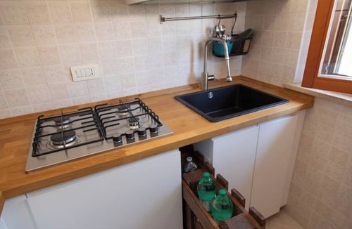 Santa Palomba Apartment | LucyElegance Apartment Pomezia [Wi-Fi Free].