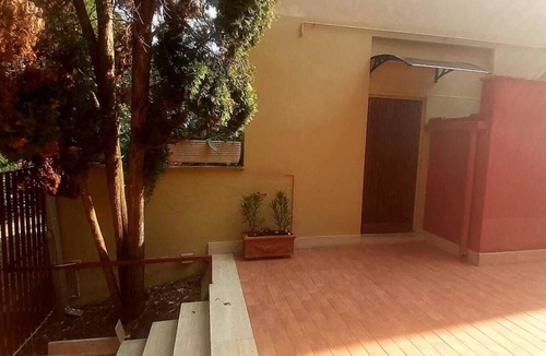 Quartiere XX Ardeatino House | LunaBedRoma - Short rentals in the green