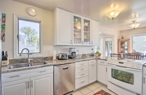 Shady Side House | Luxe Chesapeake Bay Getaway < 20 Mi to Annapolis!