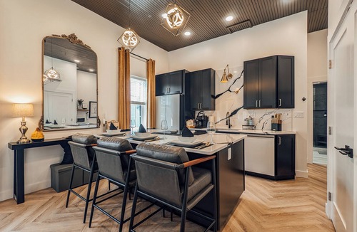Tionesta Cabin | {LUXE Lil Tio} Downtown Retreat - 5 Min Walk To River Access w/Firepit & Grill