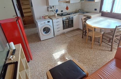 Monselice Apartment | Luxurious apartment housed in a historic building in the center!
