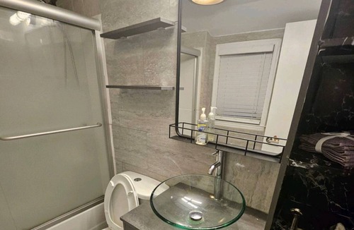 Gerritsen Beach House | Luxurious House For Your Stay