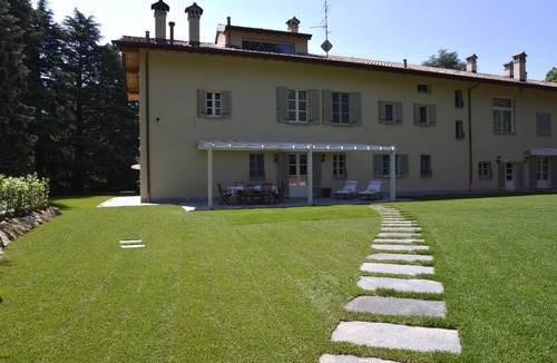 Carbonate House | Luxurious property near Milan, Como and Varese