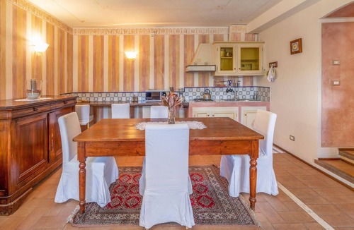 Scheggino Apartment | Luxurious vacation apartment with historical charm.