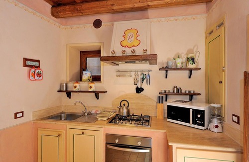 Scheggino Apartment | Luxurious vacation apartment with historical charm.