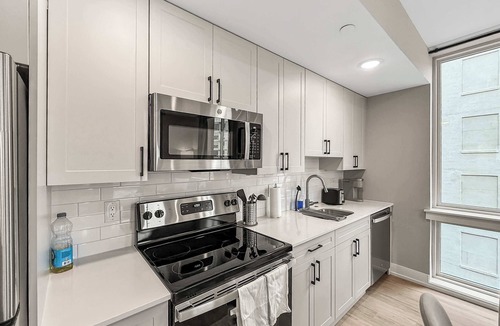 Northern Liberties Apartment | Luxury 1BD | 2 Beds | Northern Liberties