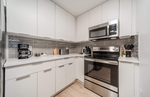 Charlotte Center City Apartment | Luxury 3BR 3 King Beds Walk to Stadiums