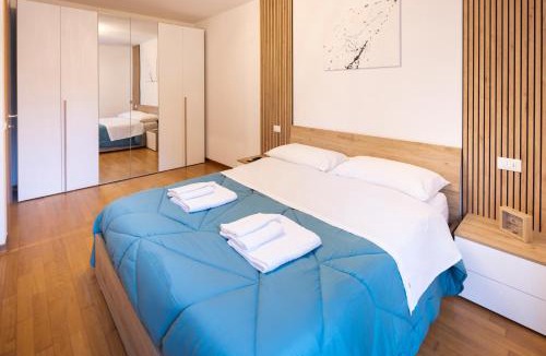 Monfalcone Apartment | - Luxury Apartment With Garden -