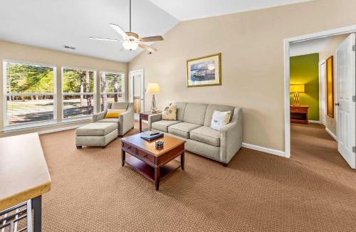 Fairfield Harbour House | Luxury Condo with Golf Course Views Pools & Resort Access