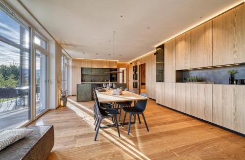 Caldaro Sulla Strada del Vino Apartment | Luxury house with panoramic view & hot tub
