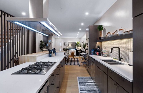 Lawrenceville House | Luxury Over Lawrenceville. Stylish & Serene