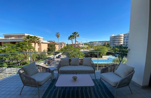 Grottammare Apartment | Luxury penthouse 50 seconds from the sea. 24/7 on-call service. Full home automation.