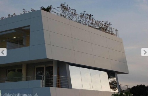 Ara Nova Apartment | LUXURY PENTHOUSE WITH PRIVATE POOL