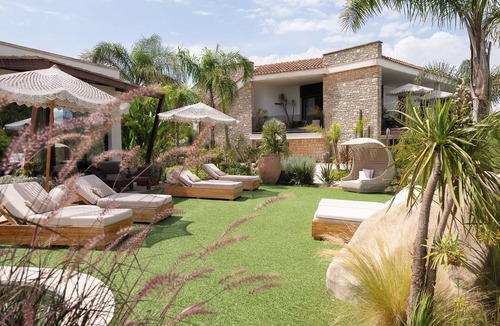 Depressa Villa | Luxury Villa Flora
