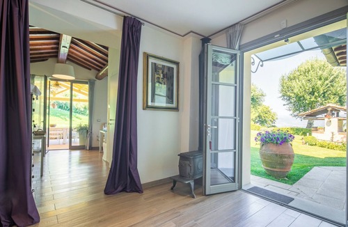 Rignano sull'Arno Villa | Luxury Villa with large pool close to Florence
