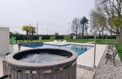 Chioggia Apartment | LuxuryCasaKadd001
