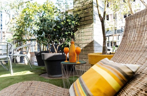 NoLo Apartment | [M1 Cathedral] Modern retreat with terrace & BBQ