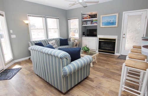 Currituck County Condo | M401, Tipsy Turtle- Oceanside, Community Amenities, Community Pools