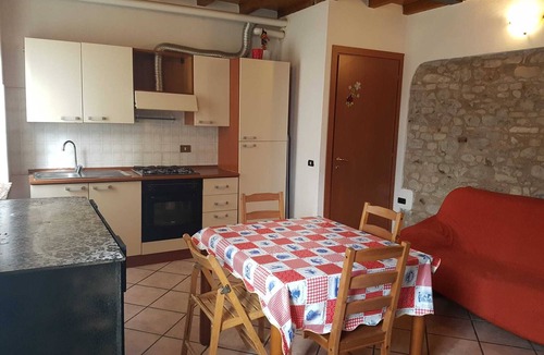 Collecchio Apartment | Madregolo-Parma holiday home