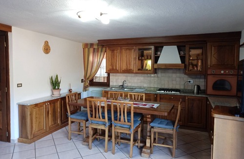Arvier House | Maison Fournier, strategic location to major tourist spots.