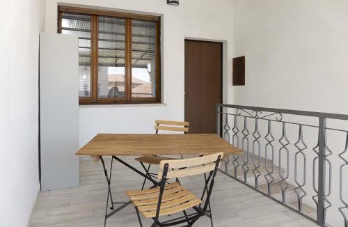 Quattordio Apartment | Maison Rouge