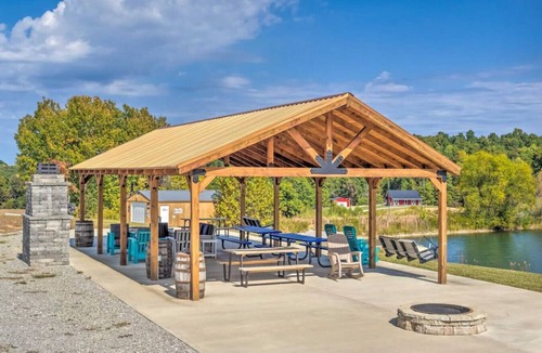 Mammoth Cave Cabin | Mammoth Cave Cabin Rentals 5 - 12.8 miles from Mammoth Cave National Park