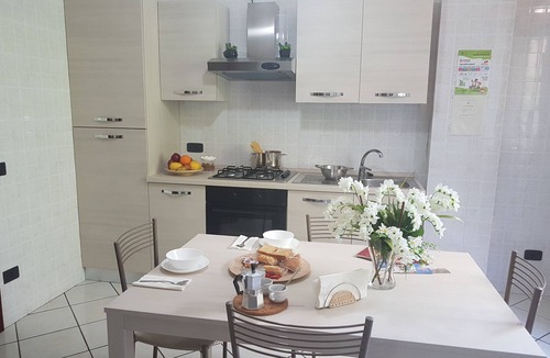 Scafati Apartment | Manor House
