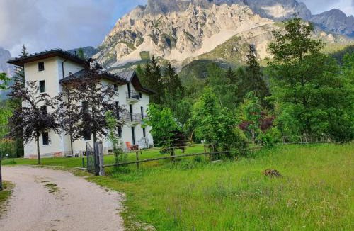 Villanova Apartment | Mansarda 4 posti letto in Villa a Borca di Cadore