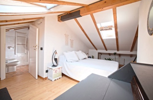 Rezza Apartment | Mansarda Limoni