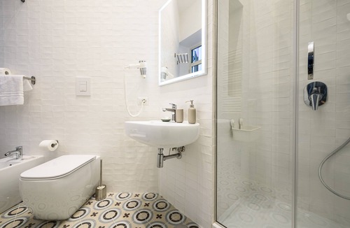 Vittorio Emanuele Apartment | Maria Theresa Rooms & Garden