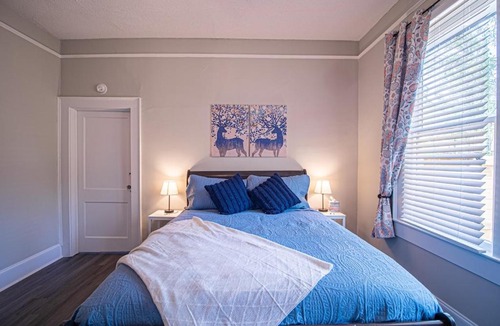 Marietta Apartment | Marietta Square's Home Away!