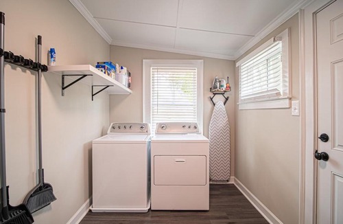 Marietta Apartment | Marietta Square's Home Away!