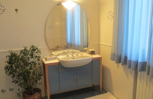 Cornale e Bastida Bed & Breakfast | Marinella B