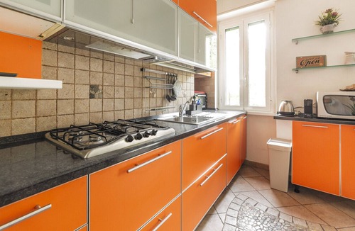 Gorla Apartment | Martesana Flat with Balcony - M1 Gorla and Turro