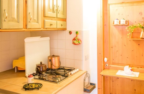 Agnone Bed & Breakfast | Masseria Acquasalsa Agnone Masseria in pietra Aia family apartment