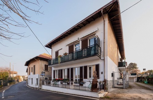 Castelletto Sopra Ticino House | Master Clod Guest House