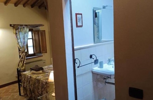 Radicondoli Other | MATRIMONIAL ROOM with private bathroom,