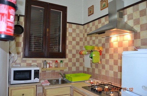 Maladroscia House | Mb Two-room apartment 20 meters from IUN Beach P5027
