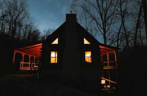 McArthur House | Memories at Hillside A Modern Cabin Hocking Hills