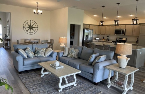 Okahumpka House | Mickylee Pond & Golf View Retreat at Lake Denham