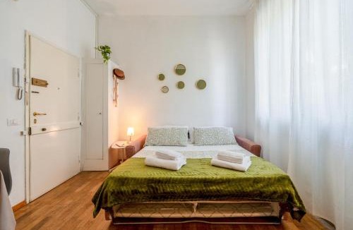 Primaticcio Apartment | Milanese Elegance - 15 minutes Duomo